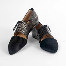 Load image into Gallery viewer, Virago Oxford Shoes by Lordess - SOLD OUT Lordess
